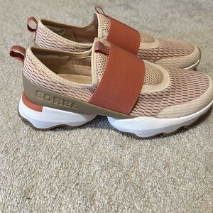 Never worn Sorel slip on sneakers